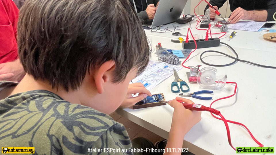 Atelier ESPgirl au Fablab-Fribourg