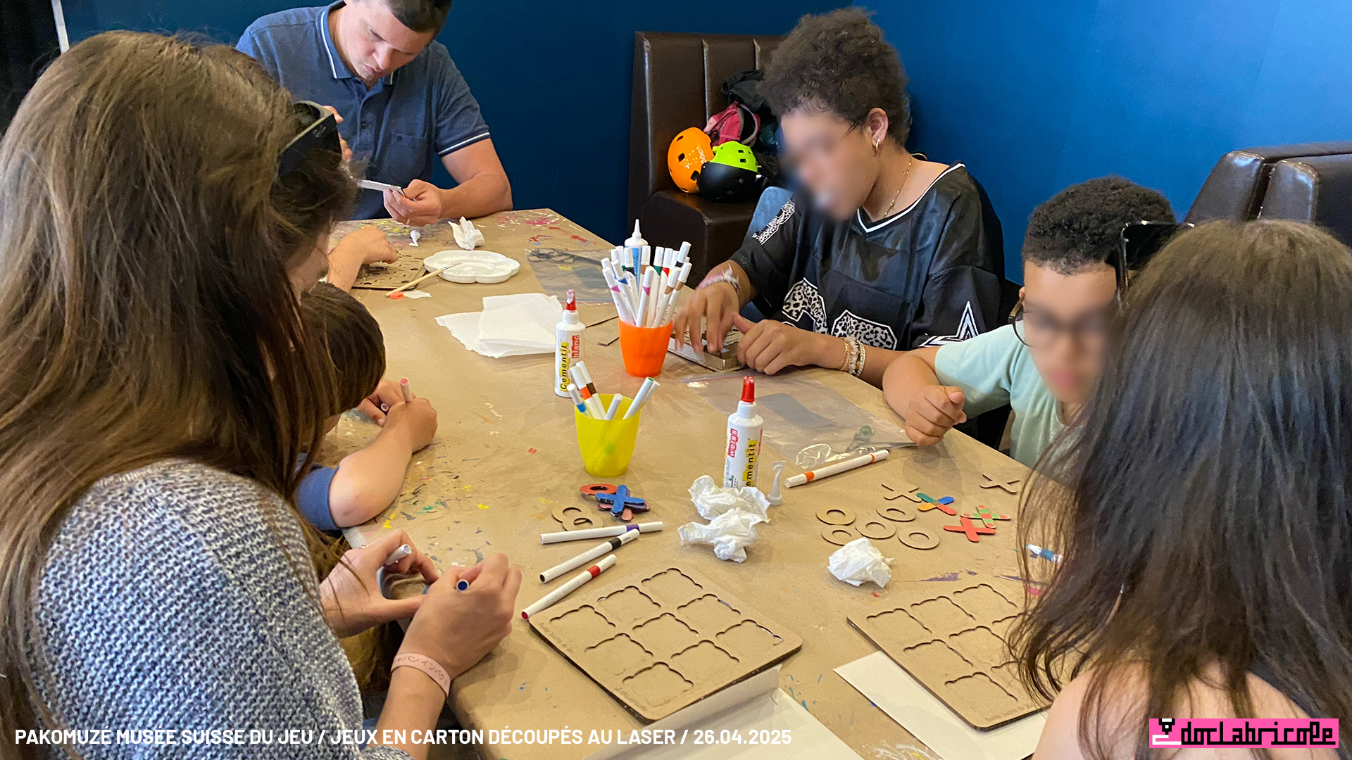 Atelier jeux en carton en découpe laser Pakomuzé au Musée suisse du Jeu